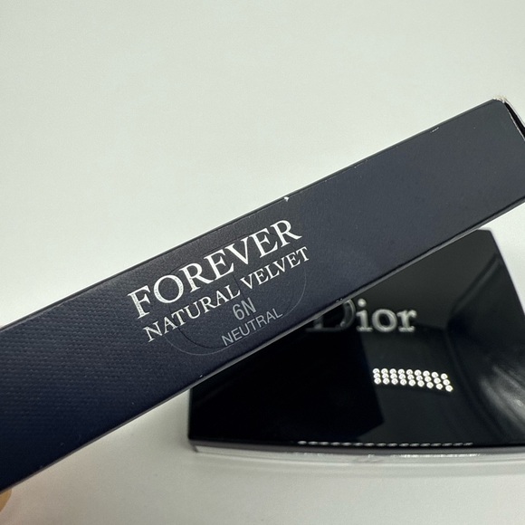 Dior Forever Natural Velvet Compact – NEW - Picture 4 of 5